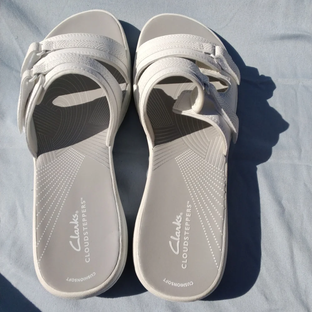 Clarks White Cloudsteppers Dual-Strap Comfort Sandals